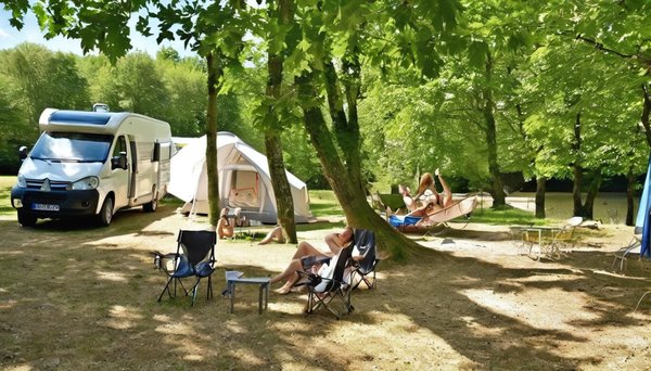 Vivre nu en camping : le naturisme en dordogne