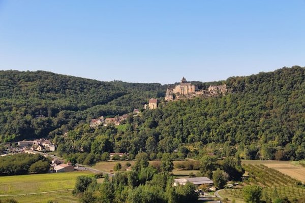 Les Meilleurs Campings à Le Bugue : Votre Guide Complet pour des Vacances Inoubliables